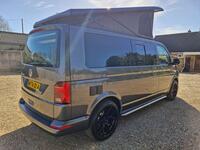 VOLKSWAGEN CAMPERVAN