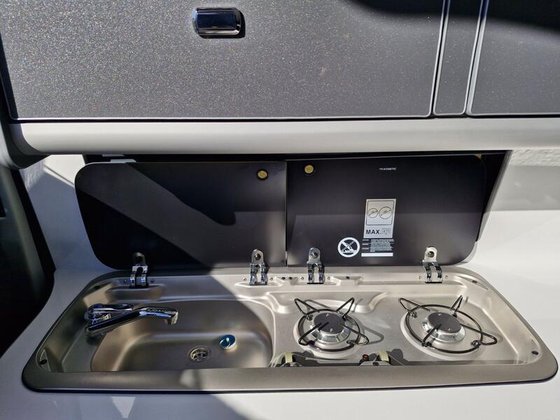 VOLKSWAGEN CAMPERVAN