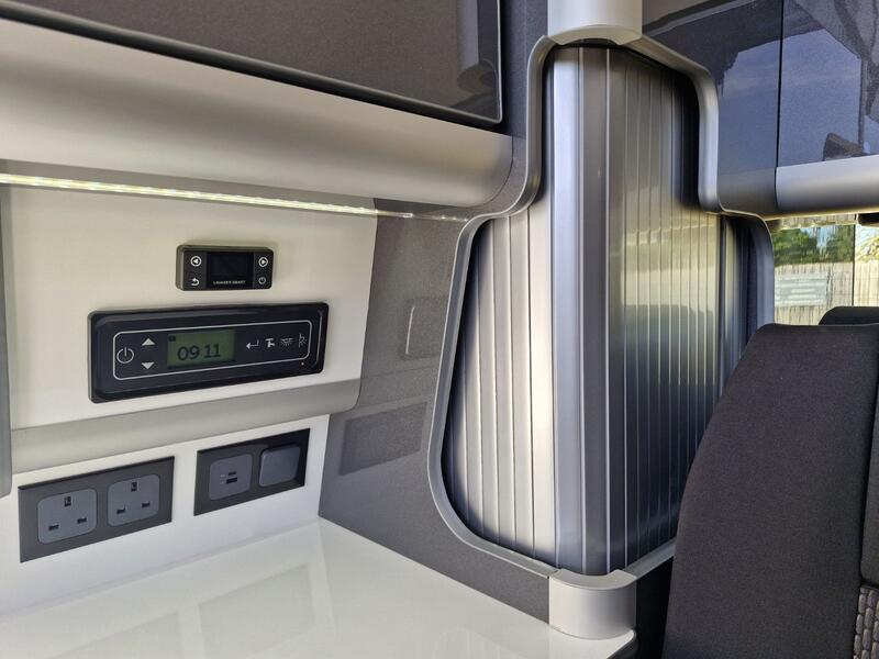 VOLKSWAGEN CAMPERVAN