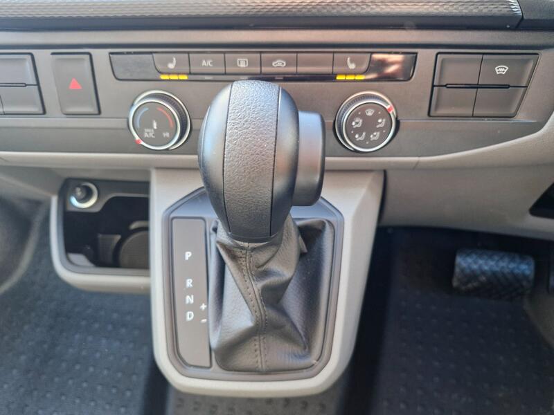 VOLKSWAGEN CAMPERVAN