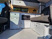 VOLKSWAGEN CAMPERVAN