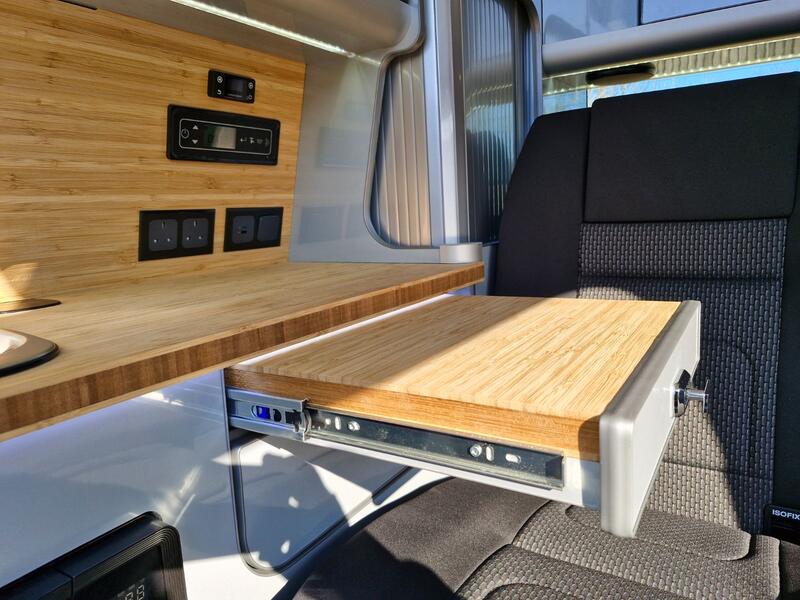 VOLKSWAGEN CAMPERVAN