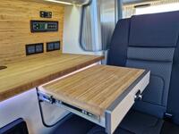 VOLKSWAGEN CAMPERVAN