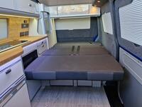 VOLKSWAGEN CAMPERVAN