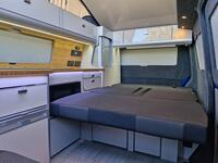 VOLKSWAGEN CAMPERVAN