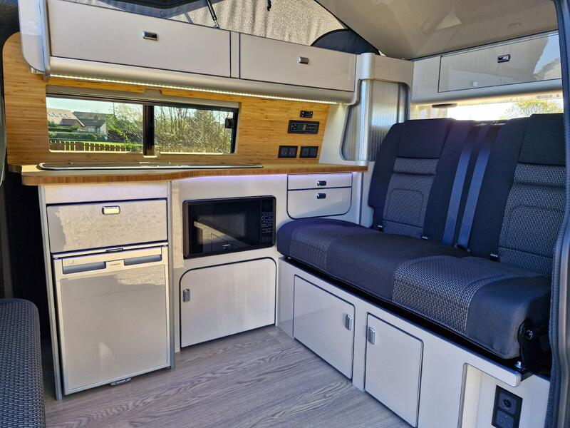 VOLKSWAGEN CAMPERVAN