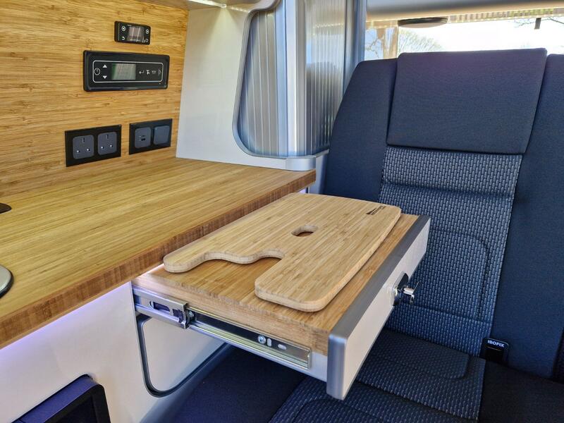 VOLKSWAGEN CAMPERVAN