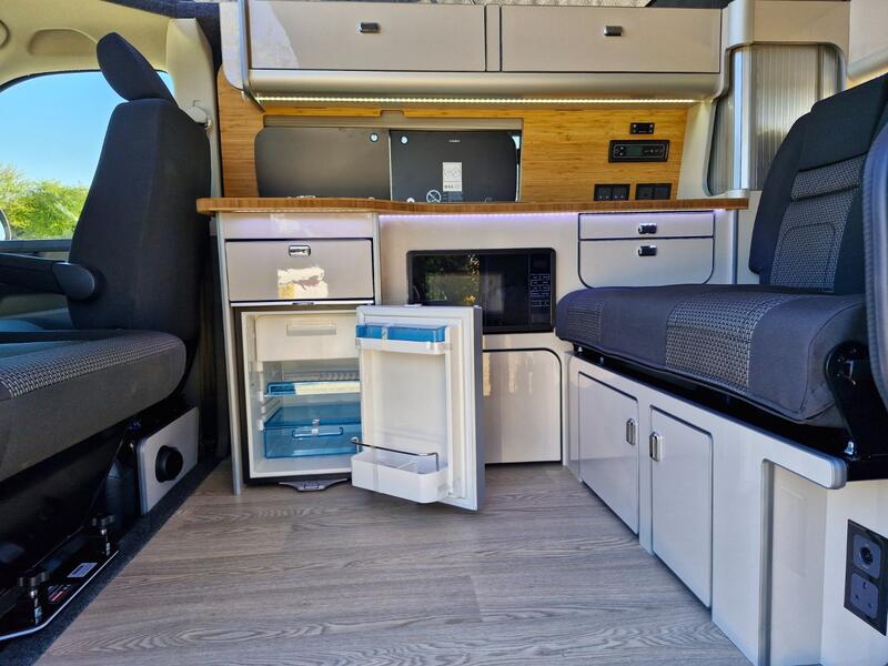 VOLKSWAGEN CAMPERVAN
