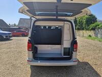 VOLKSWAGEN CAMPERVAN