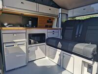 VOLKSWAGEN CAMPERVAN