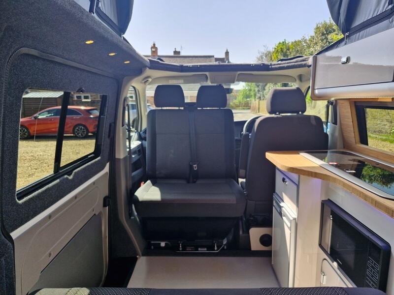 VOLKSWAGEN CAMPERVAN
