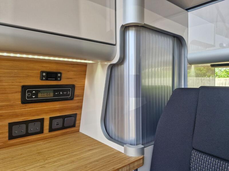 VOLKSWAGEN CAMPERVAN