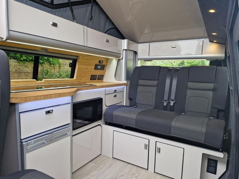 VOLKSWAGEN CAMPERVAN