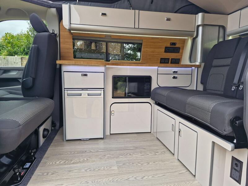 VOLKSWAGEN CAMPERVAN