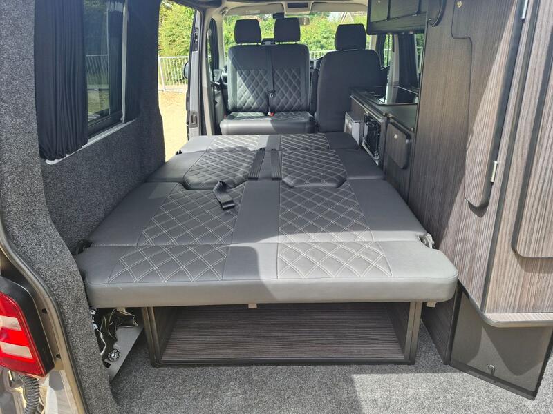 VOLKSWAGEN CAMPERVAN