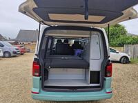 VOLKSWAGEN CAMPERVAN