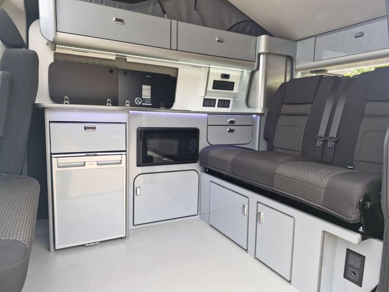 VOLKSWAGEN CAMPERVAN