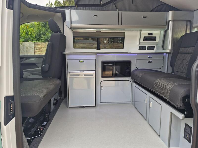 VOLKSWAGEN CAMPERVAN