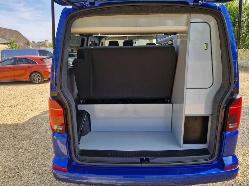 VOLKSWAGEN CAMPERVAN