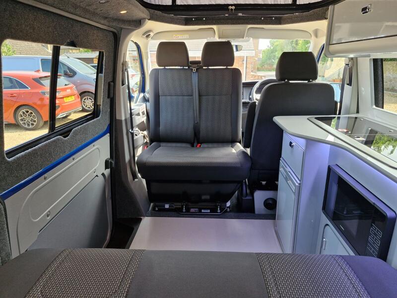 VOLKSWAGEN CAMPERVAN