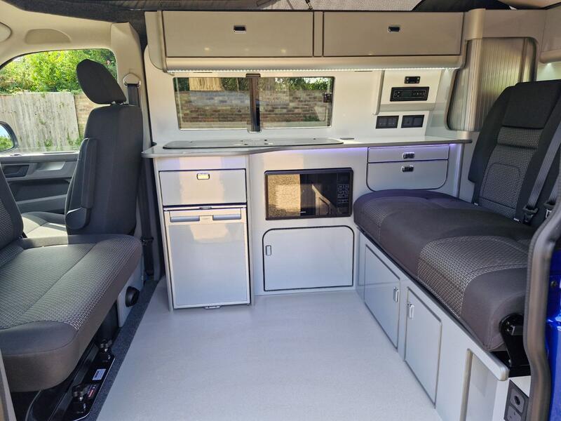 VOLKSWAGEN CAMPERVAN