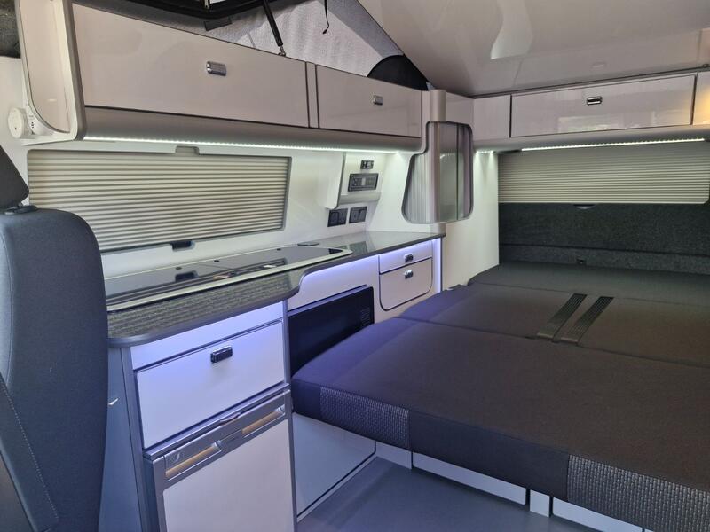 VOLKSWAGEN CAMPERVAN