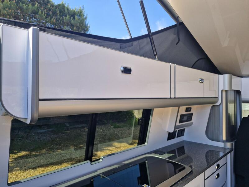 VOLKSWAGEN CAMPERVAN
