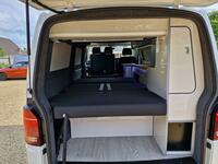 VOLKSWAGEN CAMPERVAN