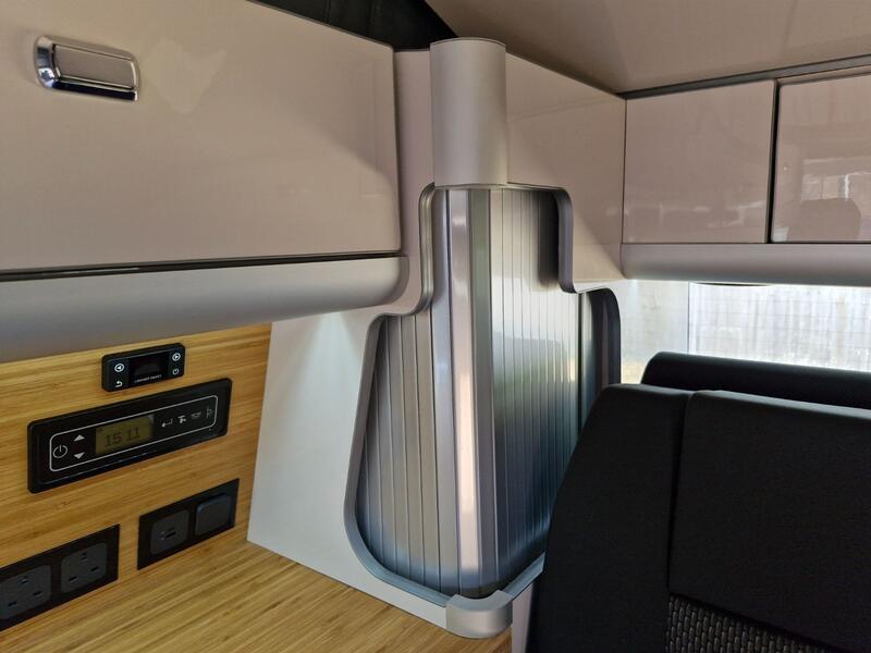 VOLKSWAGEN CAMPERVAN