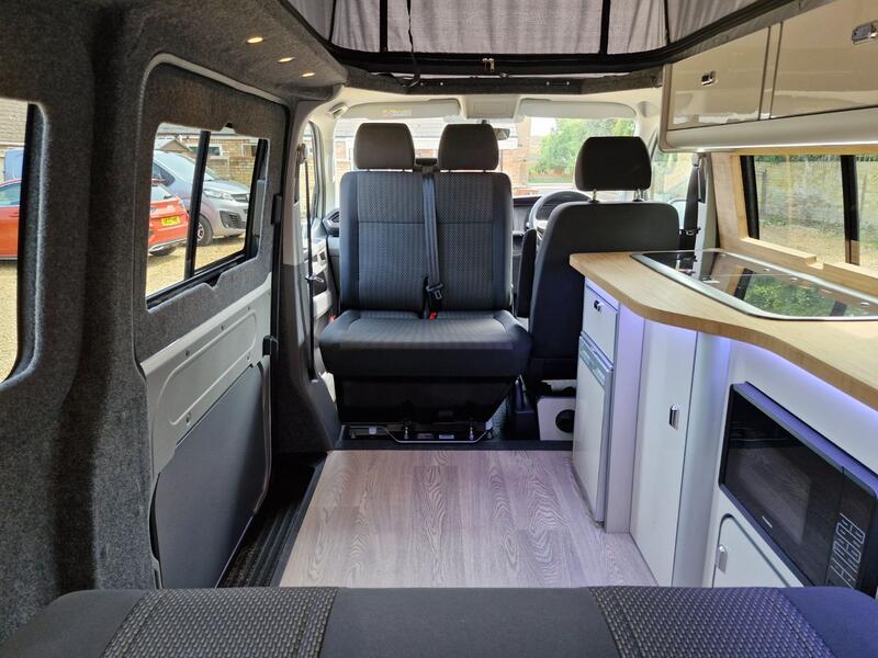 VOLKSWAGEN CAMPERVAN