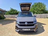 VOLKSWAGEN CAMPERVAN
