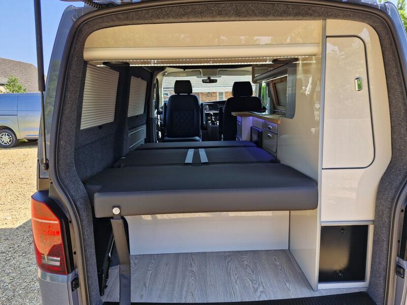 VOLKSWAGEN CAMPERVAN