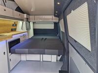 VOLKSWAGEN CAMPERVAN