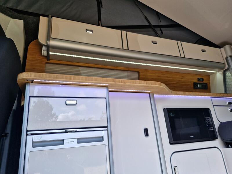 VOLKSWAGEN CAMPERVAN
