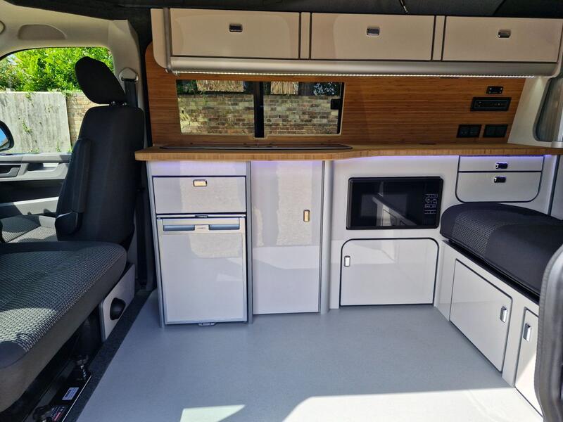 VOLKSWAGEN CAMPERVAN