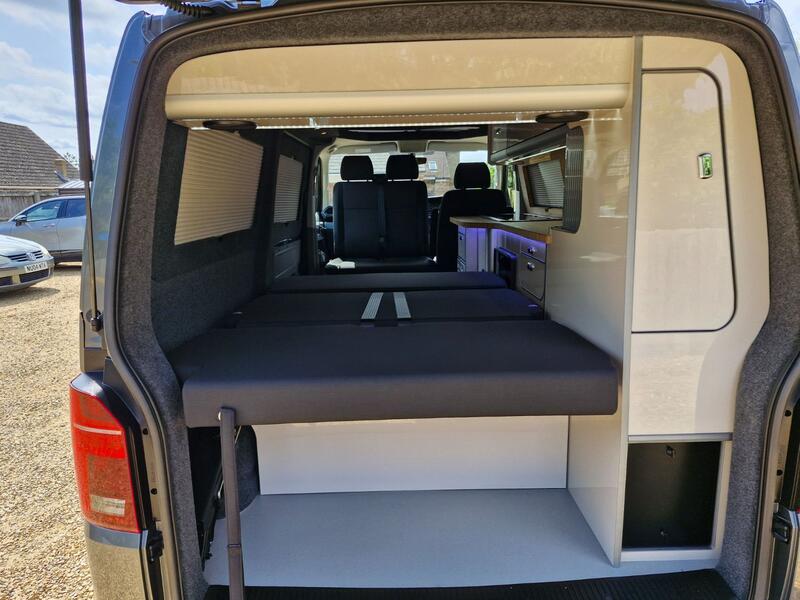VOLKSWAGEN CAMPERVAN