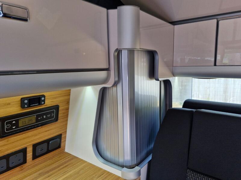 VOLKSWAGEN CAMPERVAN