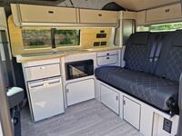 VOLKSWAGEN CAMPERVAN