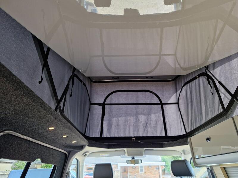 VOLKSWAGEN CAMPERVAN