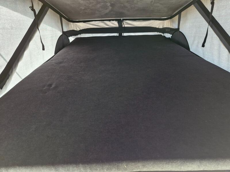 VOLKSWAGEN CAMPERVAN