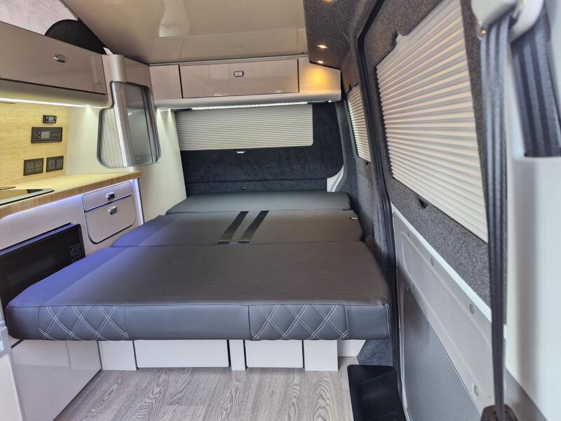 VOLKSWAGEN CAMPERVAN