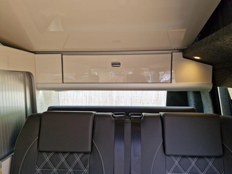 VOLKSWAGEN CAMPERVAN