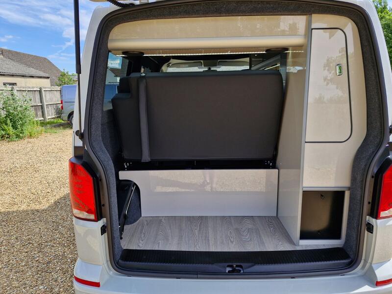 VOLKSWAGEN CAMPERVAN