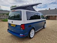 VOLKSWAGEN CAMPERVAN