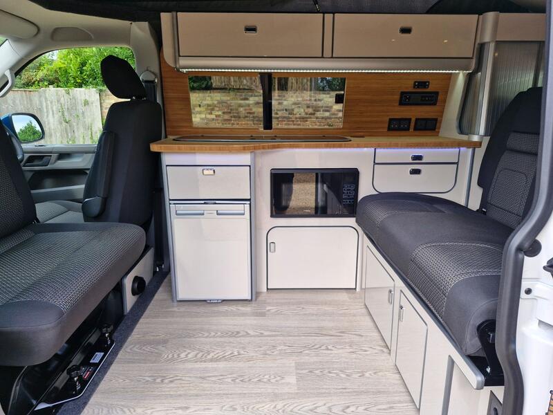 VOLKSWAGEN CAMPERVAN