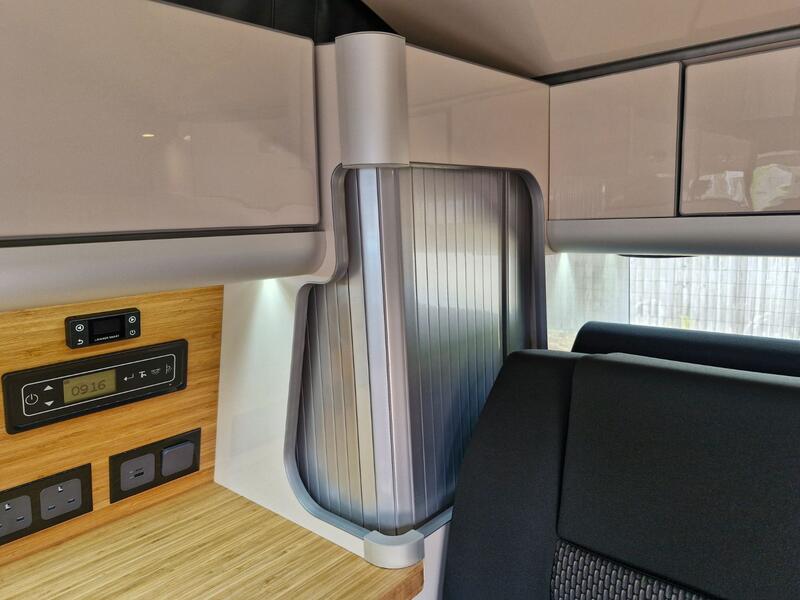 VOLKSWAGEN CAMPERVAN