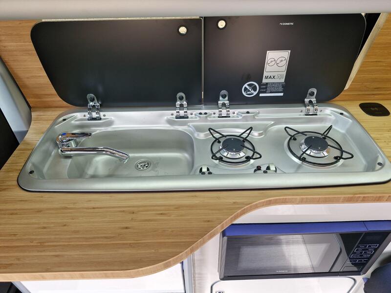 VOLKSWAGEN CAMPERVAN