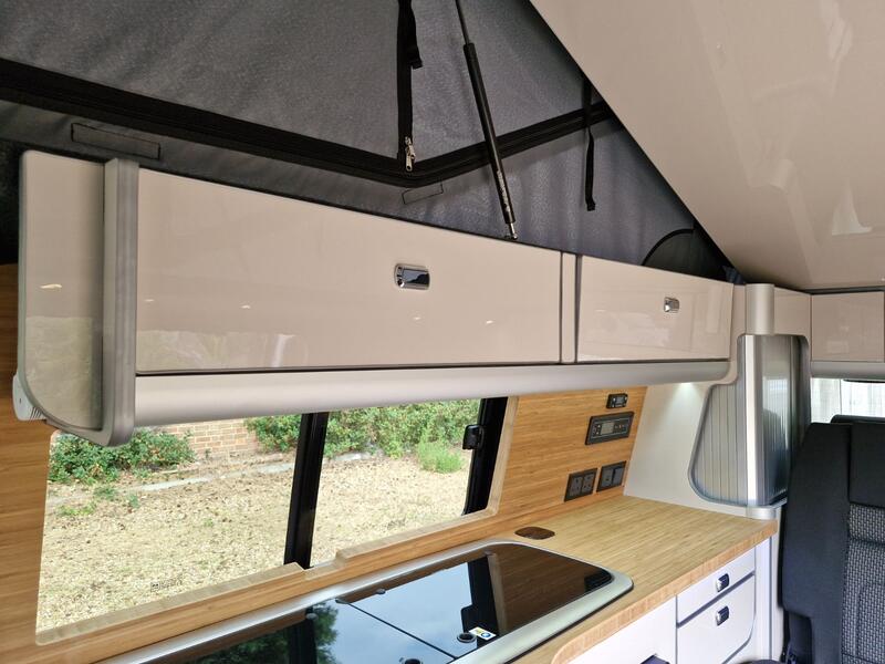 VOLKSWAGEN CAMPERVAN