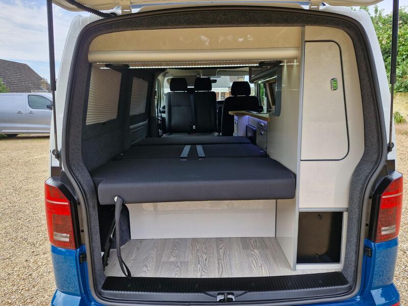 VOLKSWAGEN CAMPERVAN