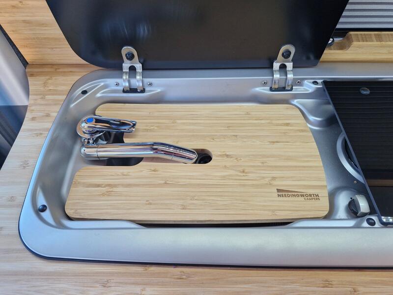 VOLKSWAGEN CAMPERVAN